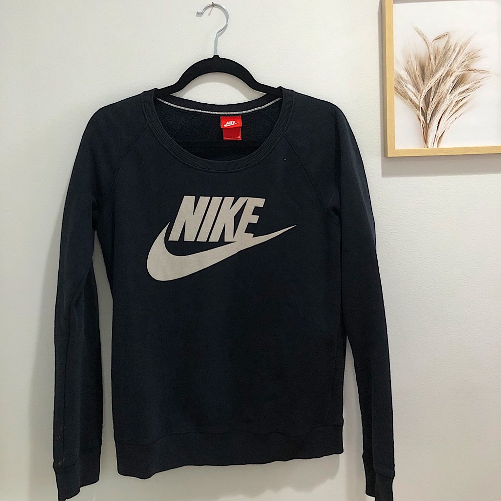Nike Navy Crewneck Sweatshirt